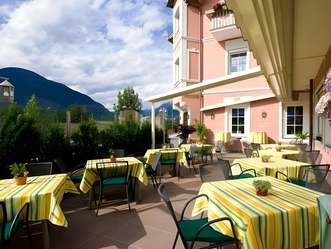Food & Drinks 5, Hotel Blitzburg, Bolzano