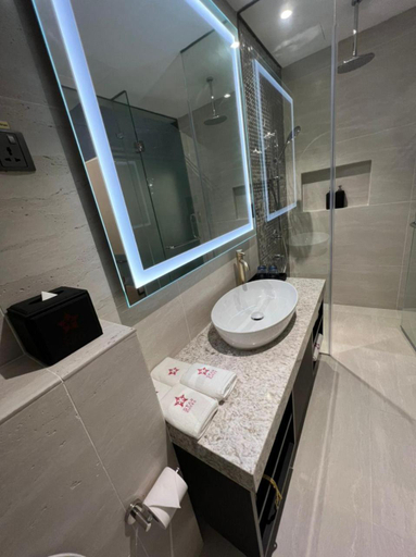 Bathroom 5