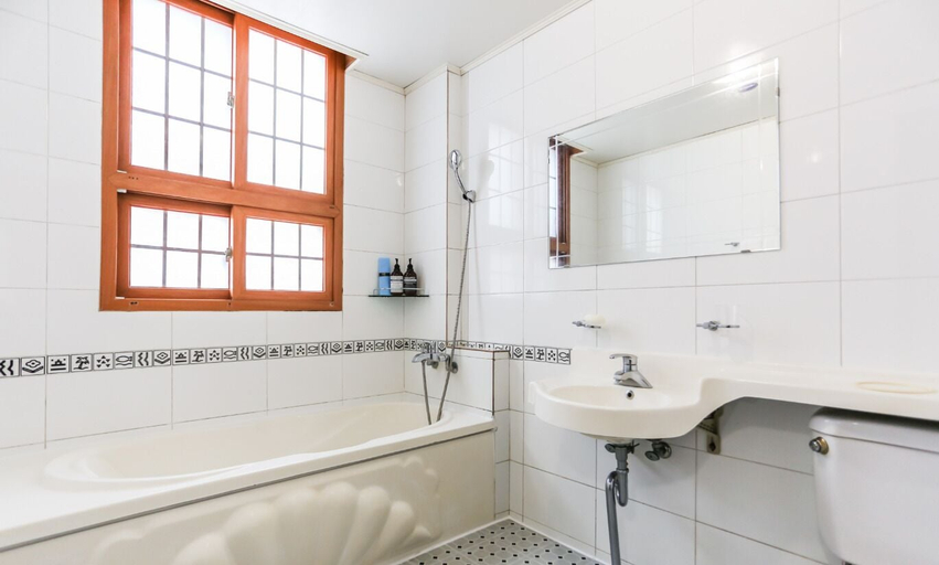 Bathroom 3, NOKWON, Jeju