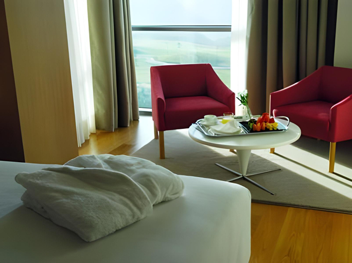 Bedroom 3, Exe Las Margas Golf, Huesca