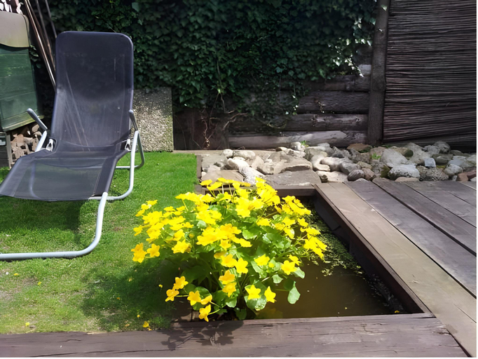 Others 3, Bed & Breakfast 28 Appartement met Prive Tuin, Assen