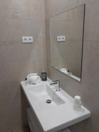 Bathroom 2, AlgarPapa Rooms, Silves