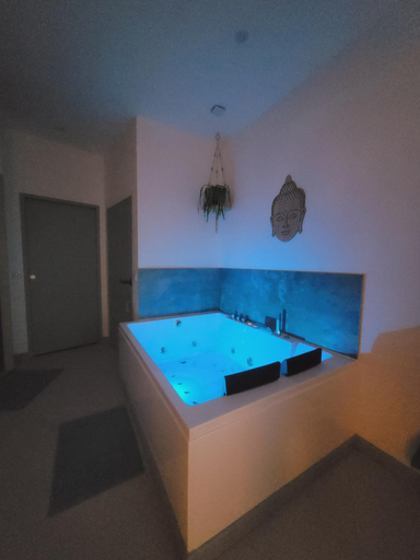 Others 3, La Promenade Suite & Spa, Gard