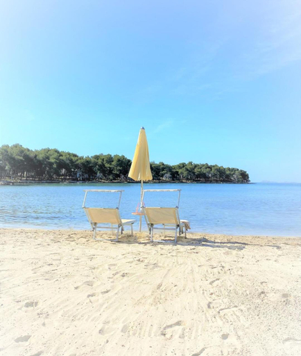 Others 3, DIEHOLIDAYBUCHT, Biograd na Moru