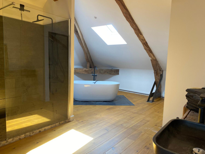 Others 3, la maison de Manon, Gers
