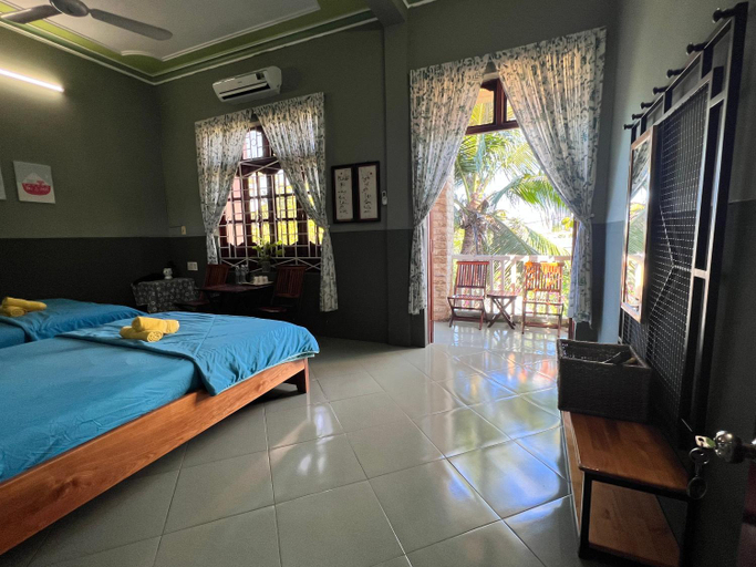 Bedroom 2, Trai Hoa Vang Homestay at Phu Yen, Tuy Hoa