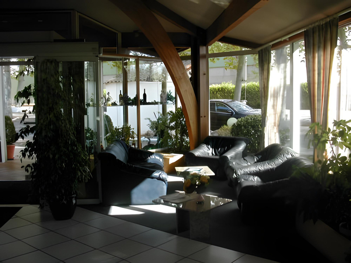 Public Area 2, Logis Hotel & Restaurant Ludik, Dordogne