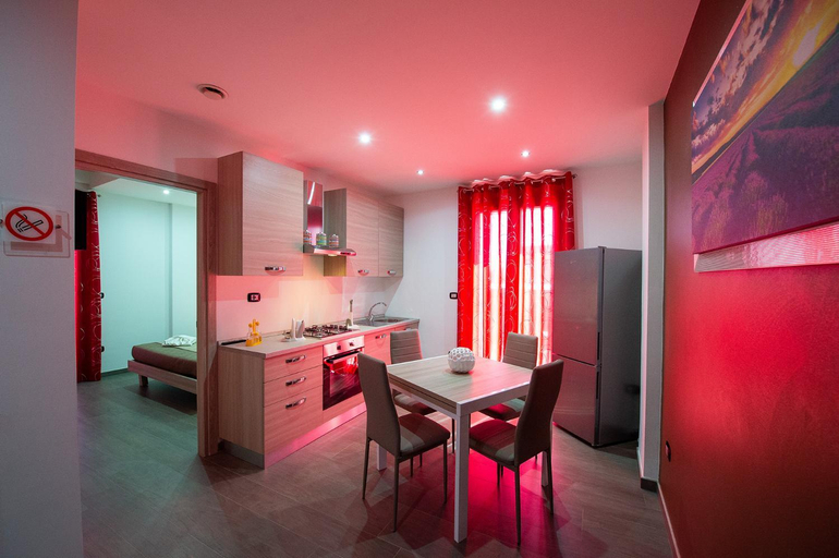 Others 4, Perla del sud, Taranto
