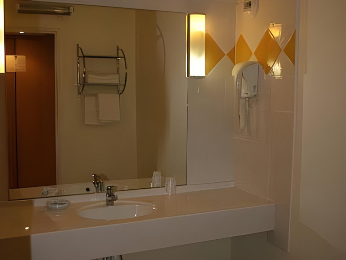 Bathroom, Hotel Les Nevons, Vaucluse