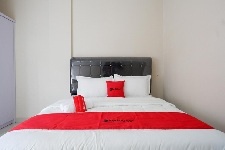 Bedroom 21