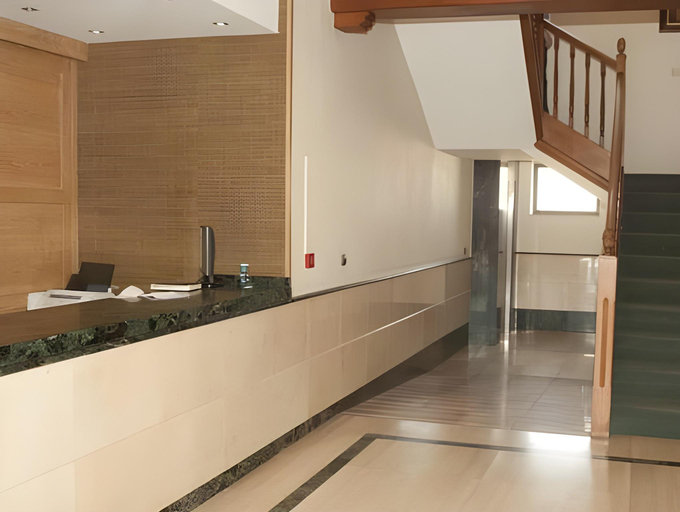 Others 5, Hotel Simancas, Valladolid