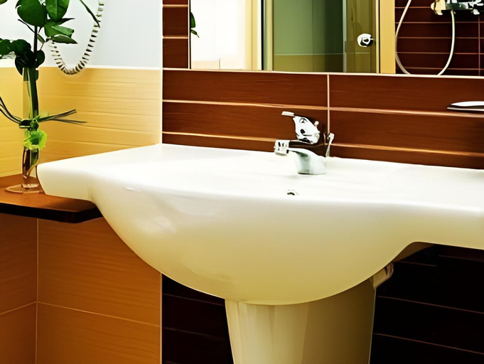 Bathroom 5, Hotel Krynica Conference & Spa, Nowy Sącz