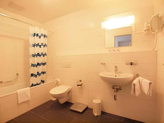 Bathroom, EasyRooms dell'Angelo, Locarno
