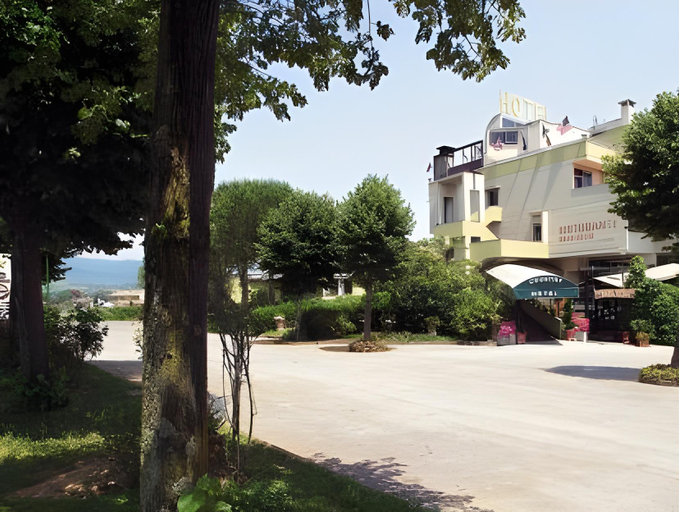 Exterior & Views 2, Hotel Country Club, Lucca
