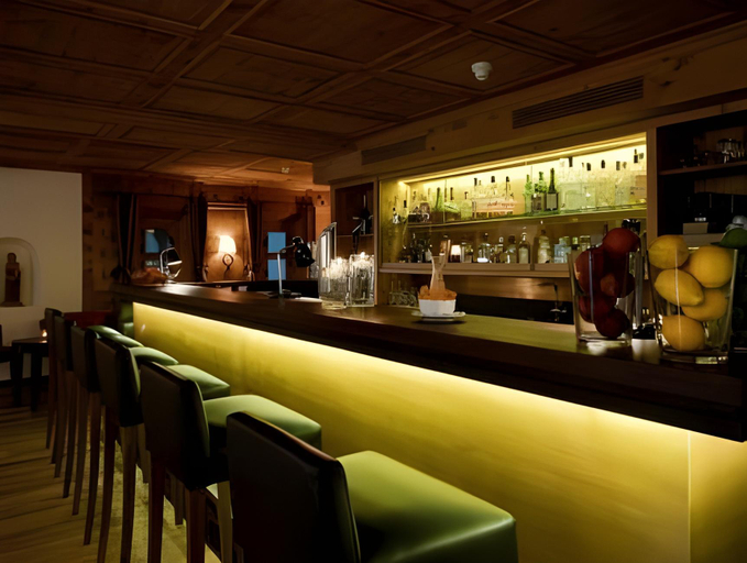 Food & Drinks 5, Adula, Imboden