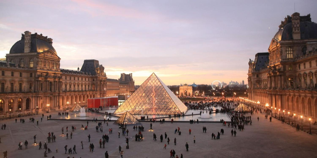 Others 4, 04 - Chambre avec lit double proche Paris et transports WIFI, Seine-Saint-Denis