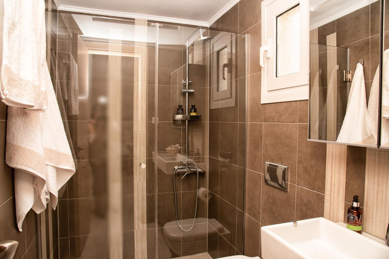 Bathroom 3, Kassiopi Luxury Suites, Ionian Islands