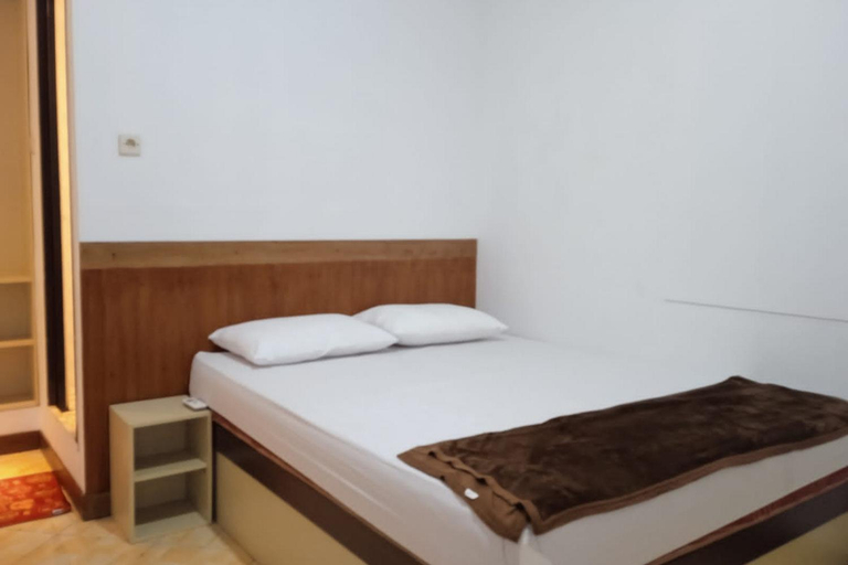 Bedroom 8