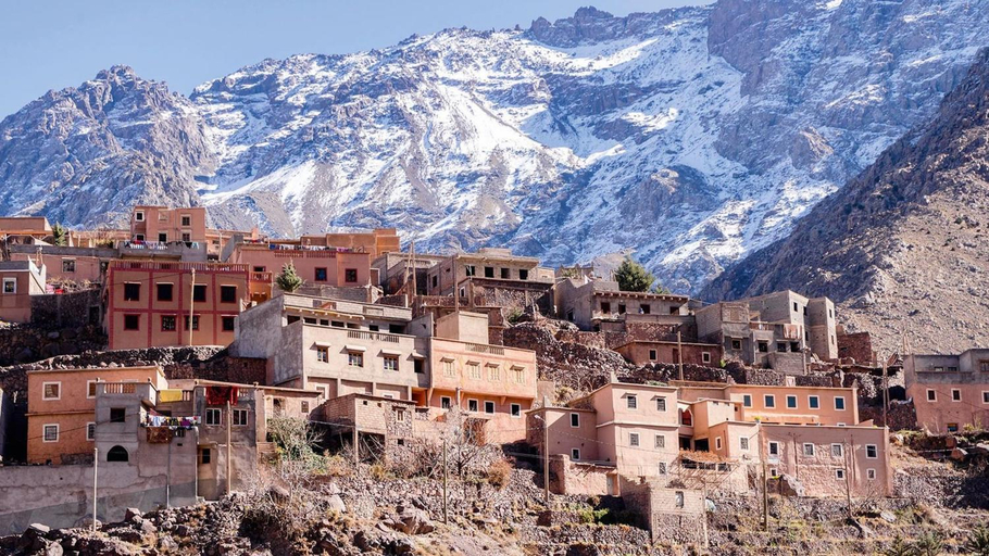 Room in Lodge - Authentic and pittoresque room for 3 people in Tamatert, Morocco, Al Haouz