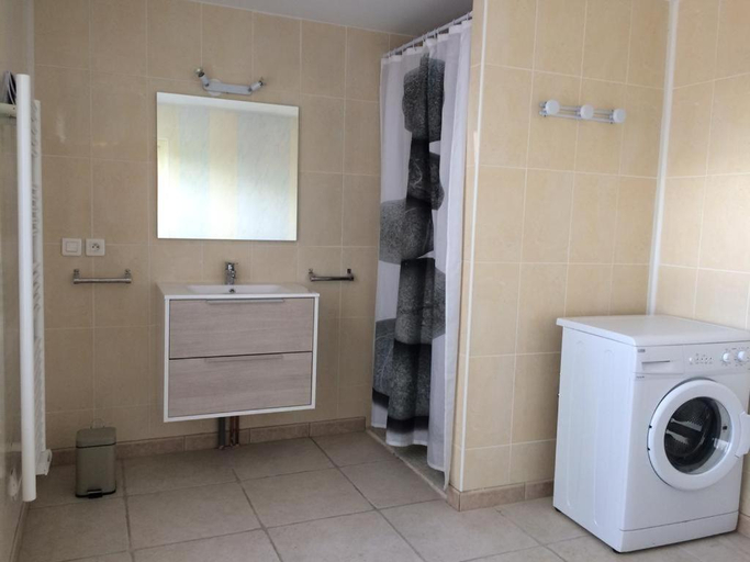 Bathroom 4, La Bourguignotte, Saône-et-Loire