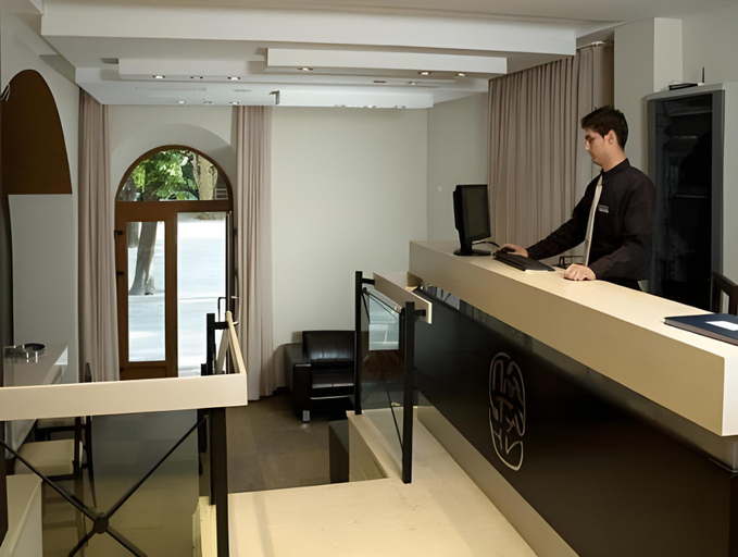 Others 5, Hotel Platani, Trebinje