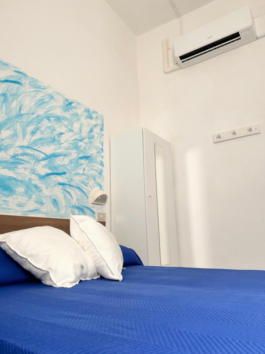 Bedroom 4, Hotel Bartolini, Rimini