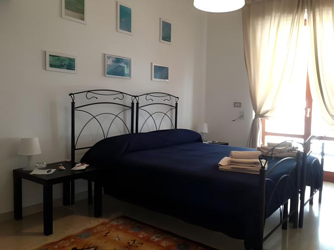 Bedroom 2, B&B Le Saline, Taranto