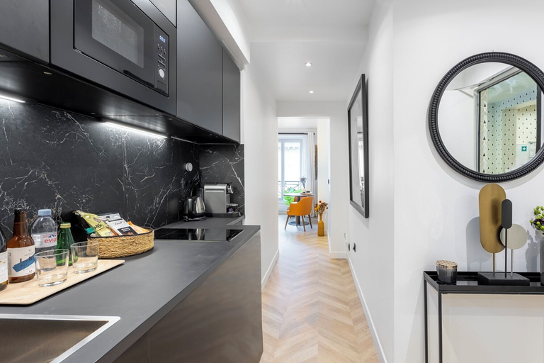 Others 5, Best Stay Jeuneurs, Paris