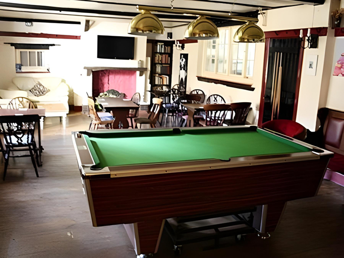 Others 5, Castle Inn Hotel and Conference Centre, West Sussex