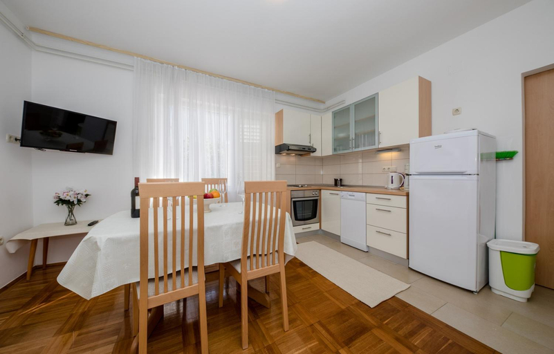 Others 3, Apartments Ljubica Banjol, Lopar/Supetarska Draga