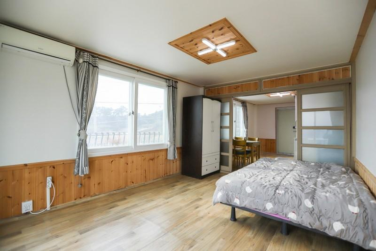 Bedroom, Buan Yi Sun-shin Glamping Pension, Buan