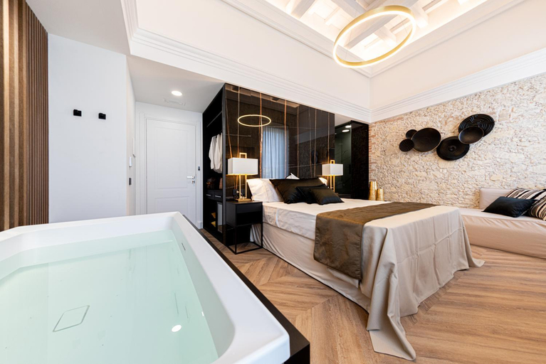 Others 5, Nero Luxury Suites, Cagliari