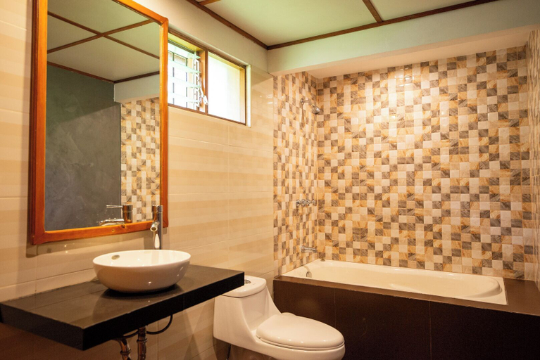 Bathroom 4, REAL HOTEL MONTERREY, Huaraz