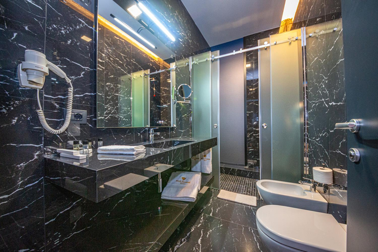 Bathroom 4, Black Diamond Hotel, Tirana