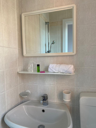 Bathroom 4
