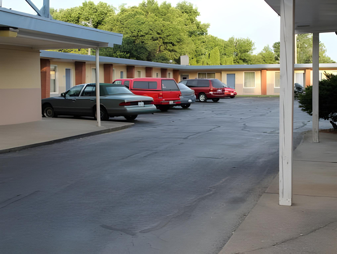 Others 3, American Motor Inn - Rock Island, Rock Island