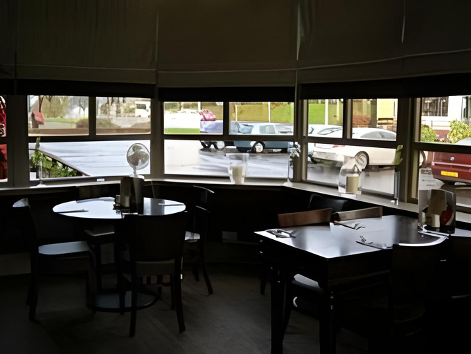 Food & Drinks 3, The Abbey Inn, Renfrewshire
