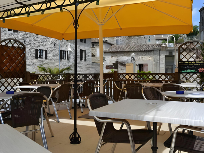 Food & Drinks 3, Hotel La Garenne, Ardèche