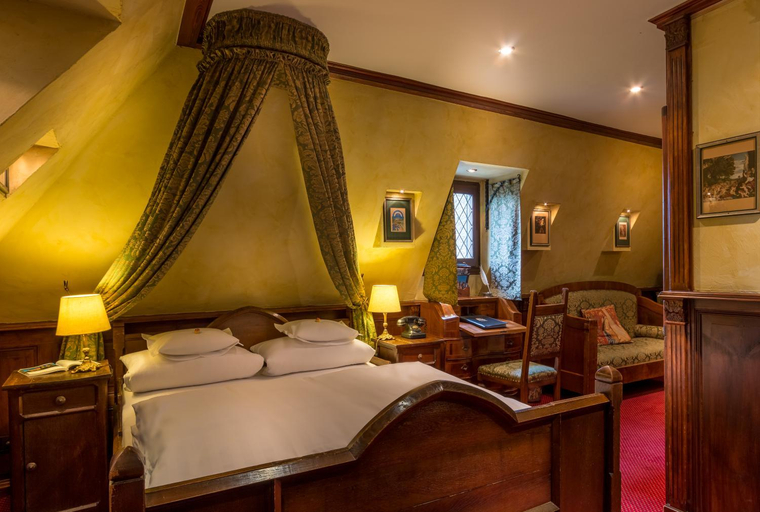 Bedroom 17
