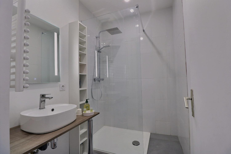 Bathroom 4, Villa des Fontenelles, Var