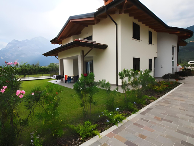 Others 5, AB&C Arco Bed And Camping, Trento