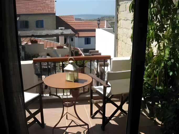 Balcony/terrace 5, Oinochori