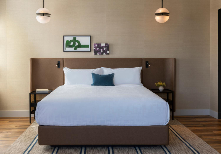 Bedroom 30