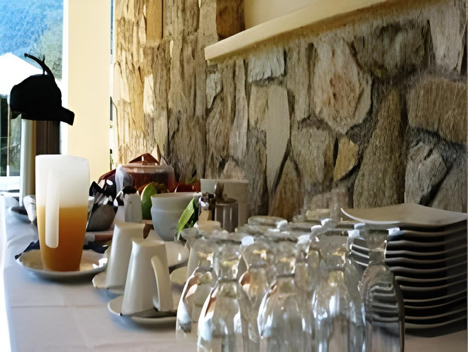 Food & Drinks 5, Dracos Hotel, Epirus