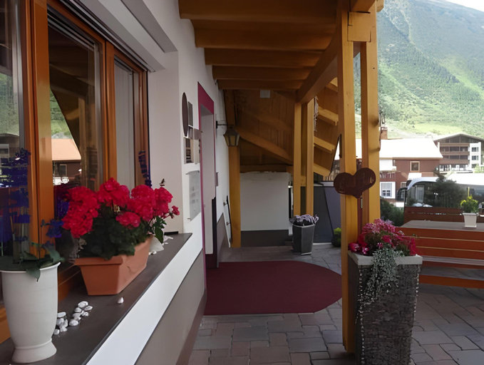 Exterior & Views 1, Hotel Toni, Landeck