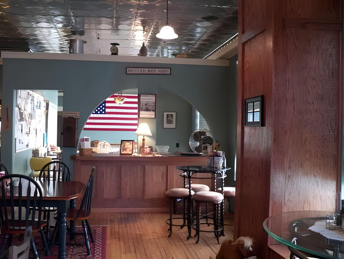 Food & Drinks 5, Historic Hotel Greybull, Big Horn
