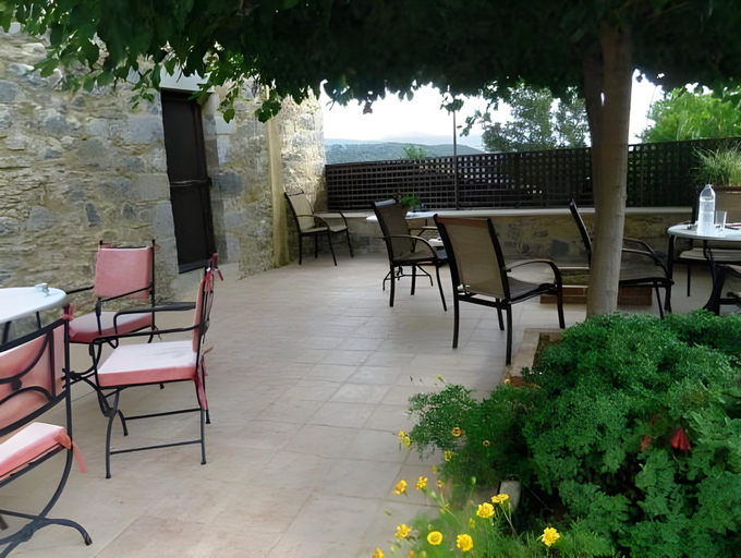 Others 5, Metohi Nature Living, Crete