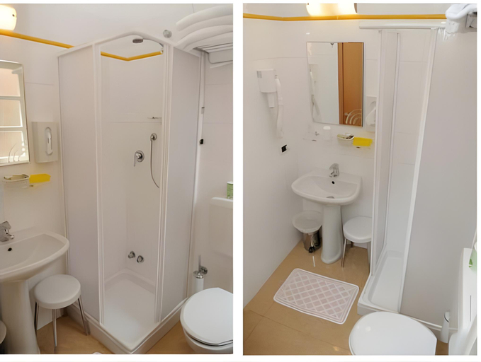 Bedroom 2, Hotel Ca' De Berna, Savona