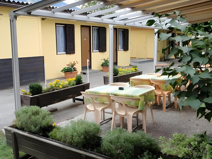 Others 4, Motel-Restaurant 13 Etoiles, Sierre