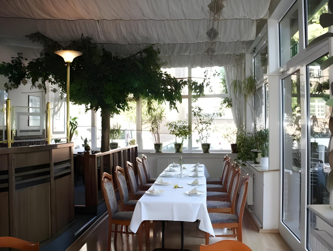 Others 5, Hotel am Bahnhof, Stendal
